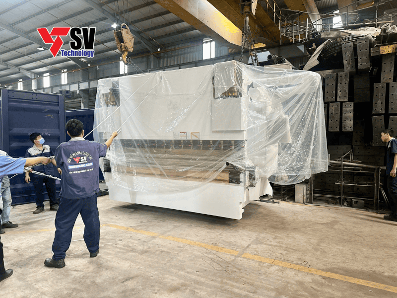 Máy Chấn CNC Thủy Lực 220T3200-2