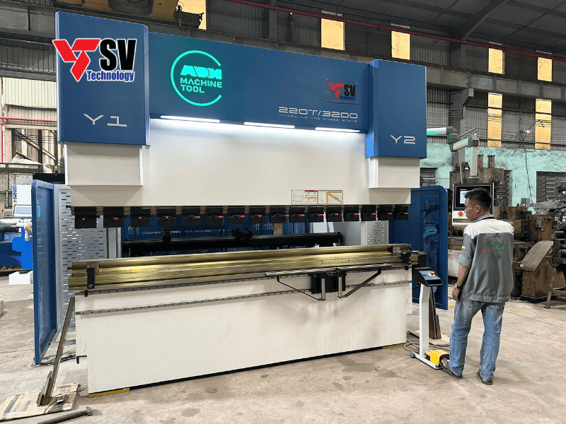 Máy Chấn CNC Thủy Lực 220T3200-5