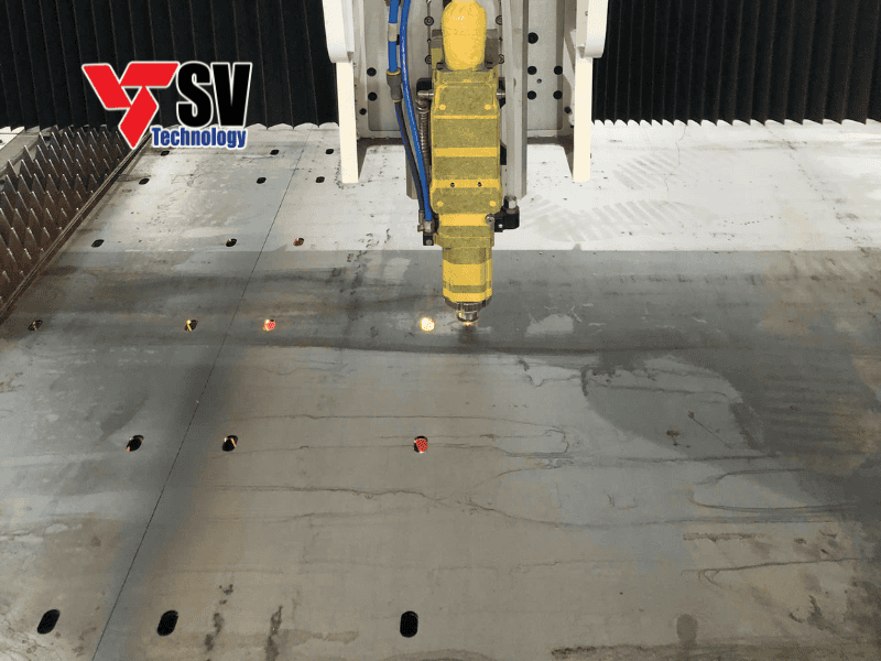 Bàn giao máy cắt laser SLC-2060G nguồn 6kW tại Công ty Thiên Thành Tường (Tiền Giang)-6