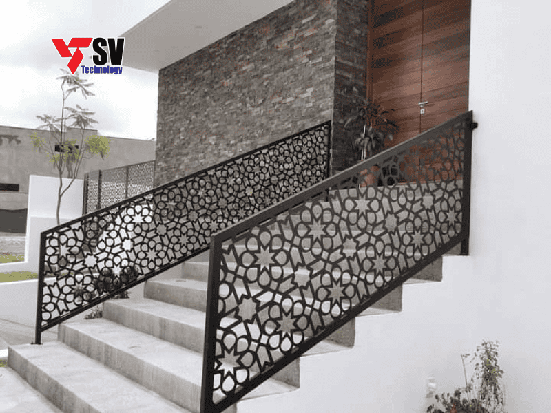 Sơn Vũ CNC báo giá gia công lan can sắt CNC nhanh chóng