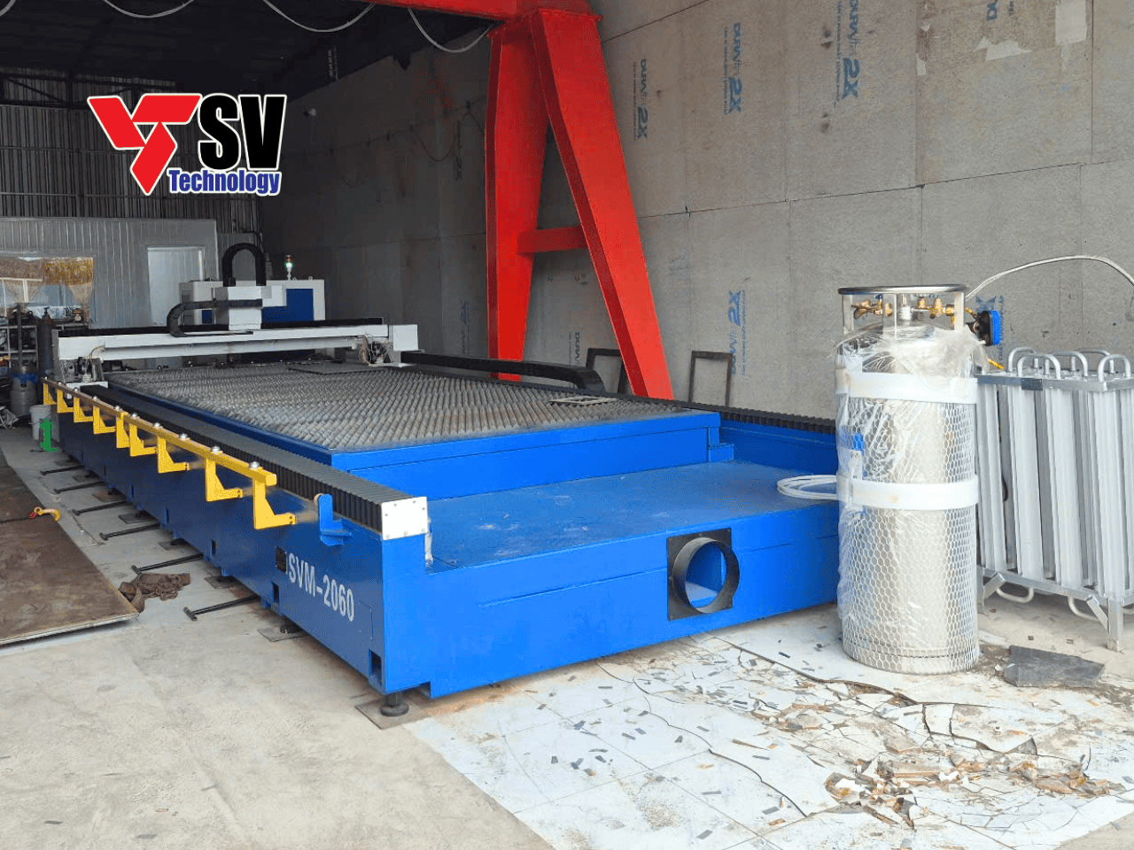 Sự kiện bàn giao máy cắt laser SVM-2060 với nguồn MAX 6kW tại Công ty TNHH MTV TM Ánh Ngọc 4