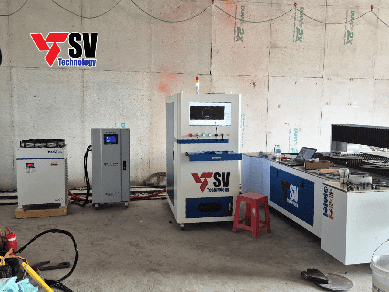 Sự kiện bàn giao máy cắt laser SVM-2060 với nguồn MAX 6kW tại Công ty TNHH MTV TM Ánh Ngọc 5