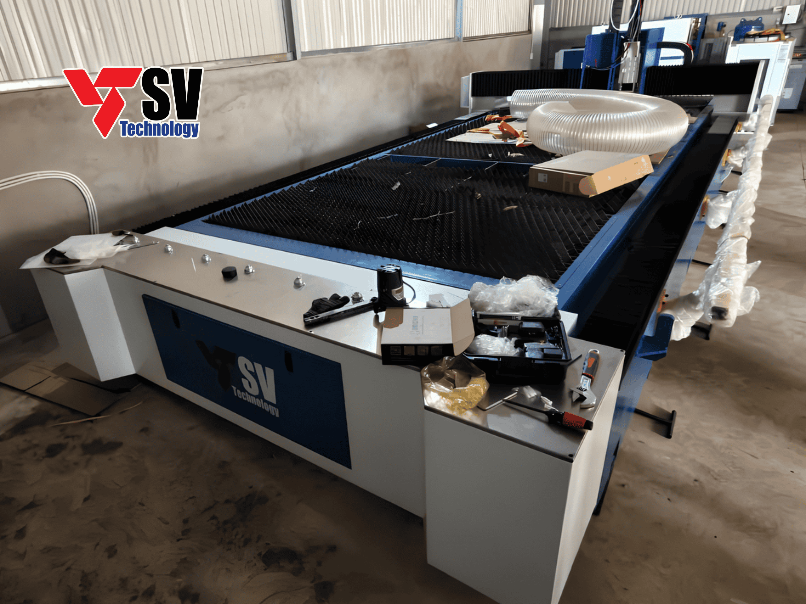 Sắt Thép Qùy Chức tiếp tục tin chọn máy cắt laser Sơn Vũ