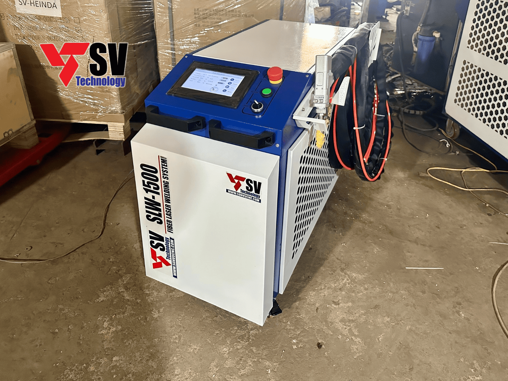 Sơn Vũ CNC bàn giao máy hàn laser SLW-1500 cho Công ty Đức Hòa